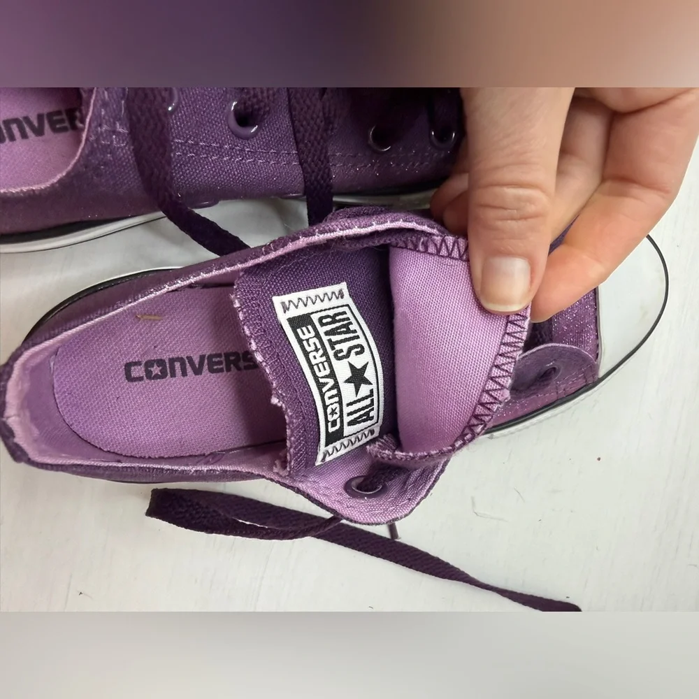 CONVERSE Chuck Taylor All Star Purple Glitter Sparkle Low Top Sz 1 Girls